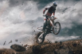 中国短道速滑队在季后赛中检验并优化冲刺战术