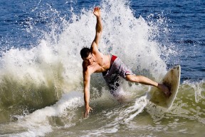 今日足球盘口赔率全面分析预测推荐，今日足球完整比分结果